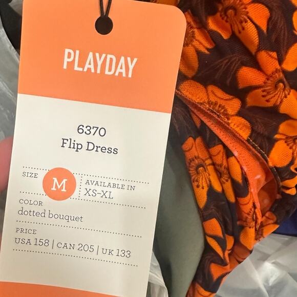 NWT CAbi 6370 Flip Dress Spring 2023 - Picture 8 of 8